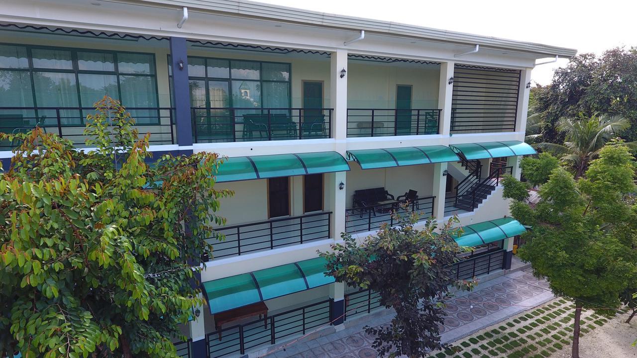 Ralphseej Pension House Моалбоал Екстериор снимка