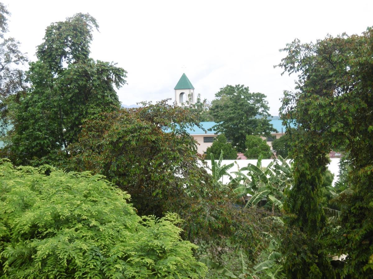 Ralphseej Pension House Моалбоал Екстериор снимка